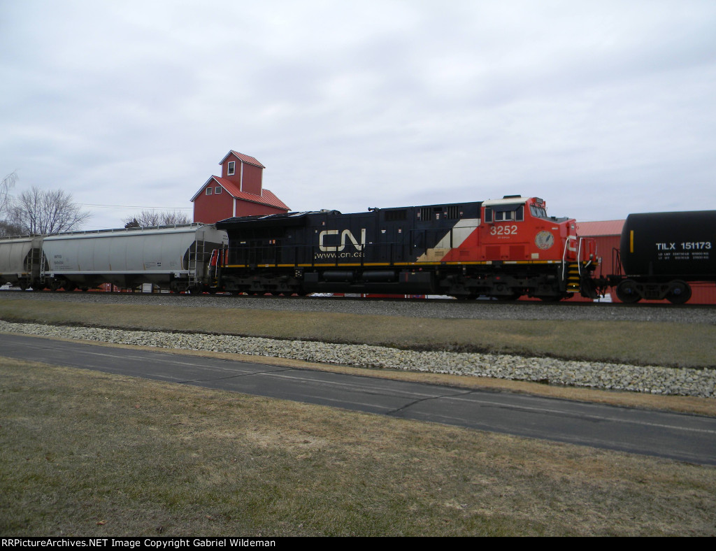 CN 3252 DPU 